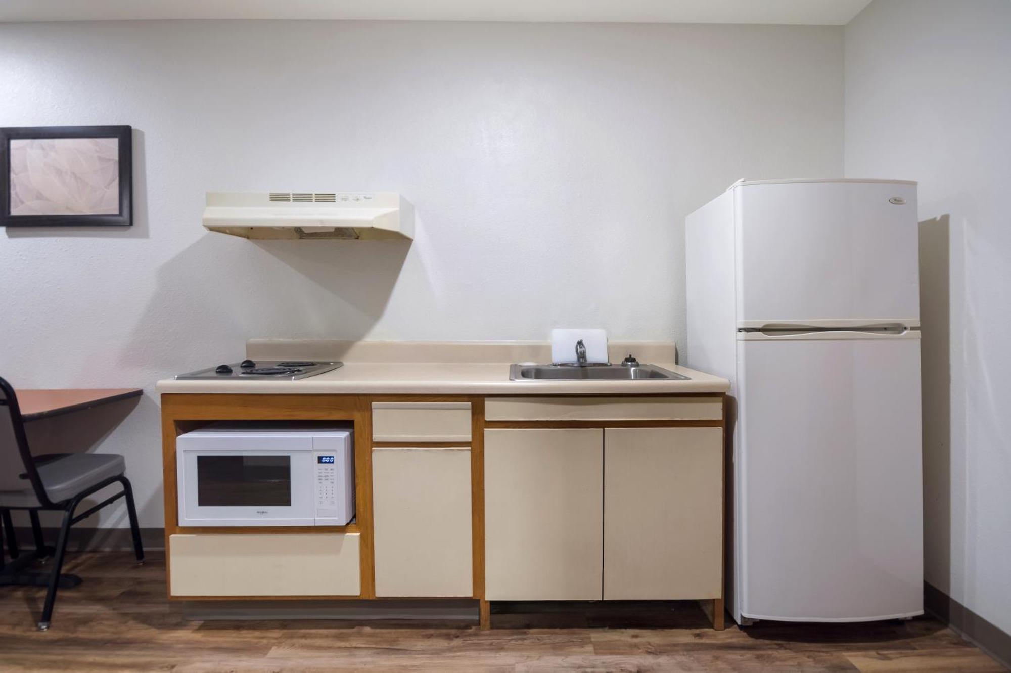Woodspring Suites Augusta Riverwatch Bagian luar foto