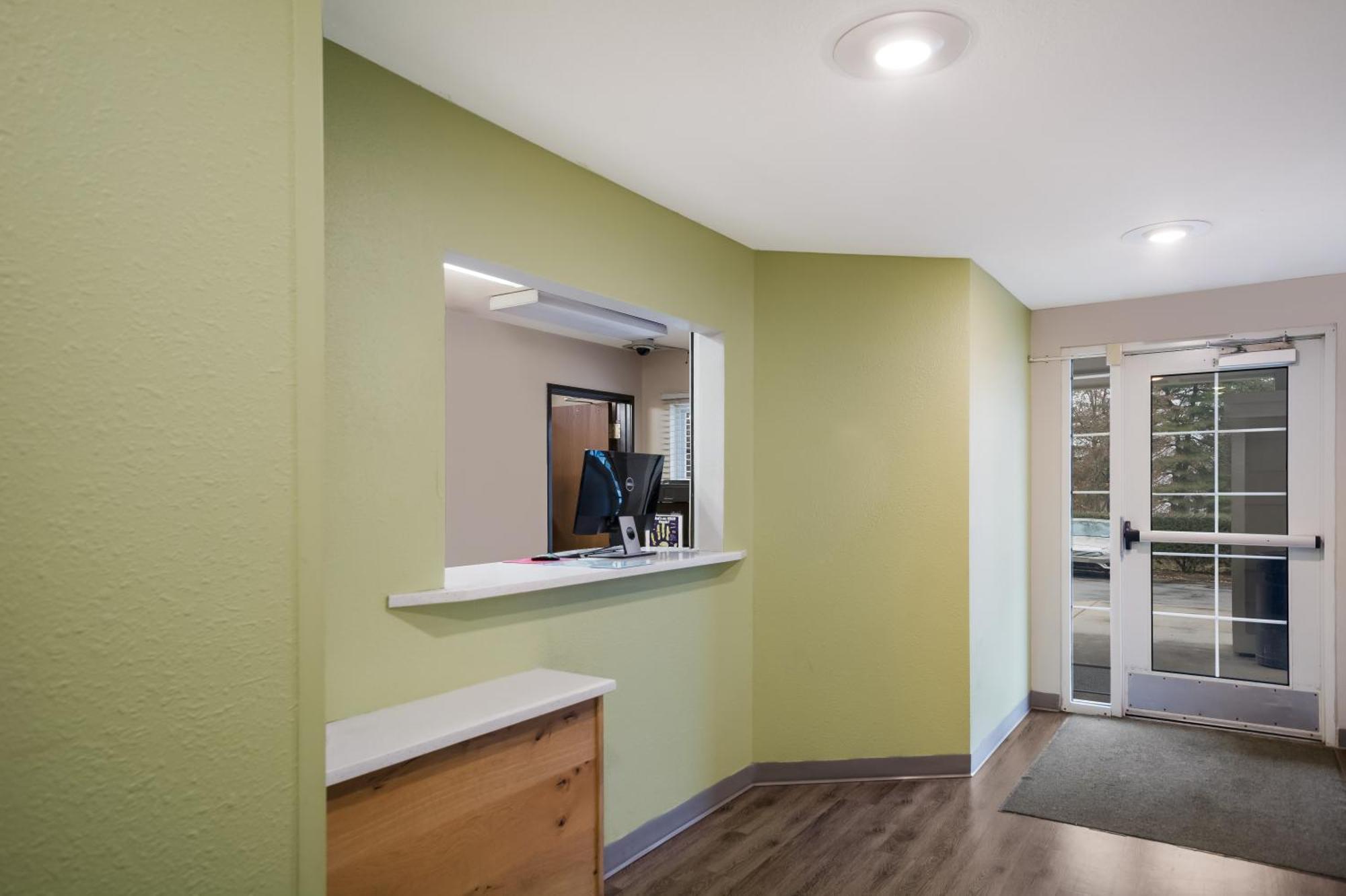 Woodspring Suites Augusta Riverwatch Bagian luar foto