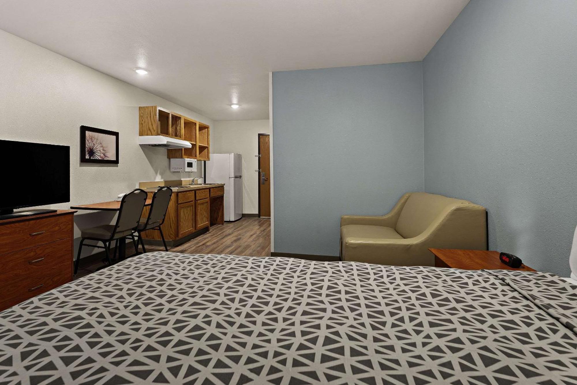 Woodspring Suites Augusta Riverwatch Bagian luar foto