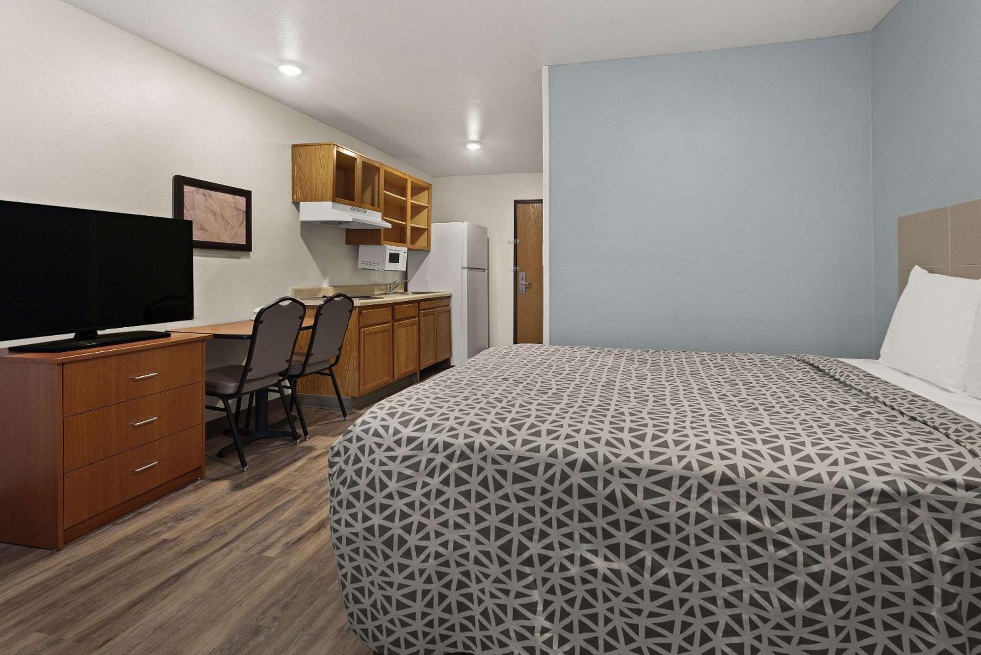 Woodspring Suites Augusta Riverwatch Bagian luar foto