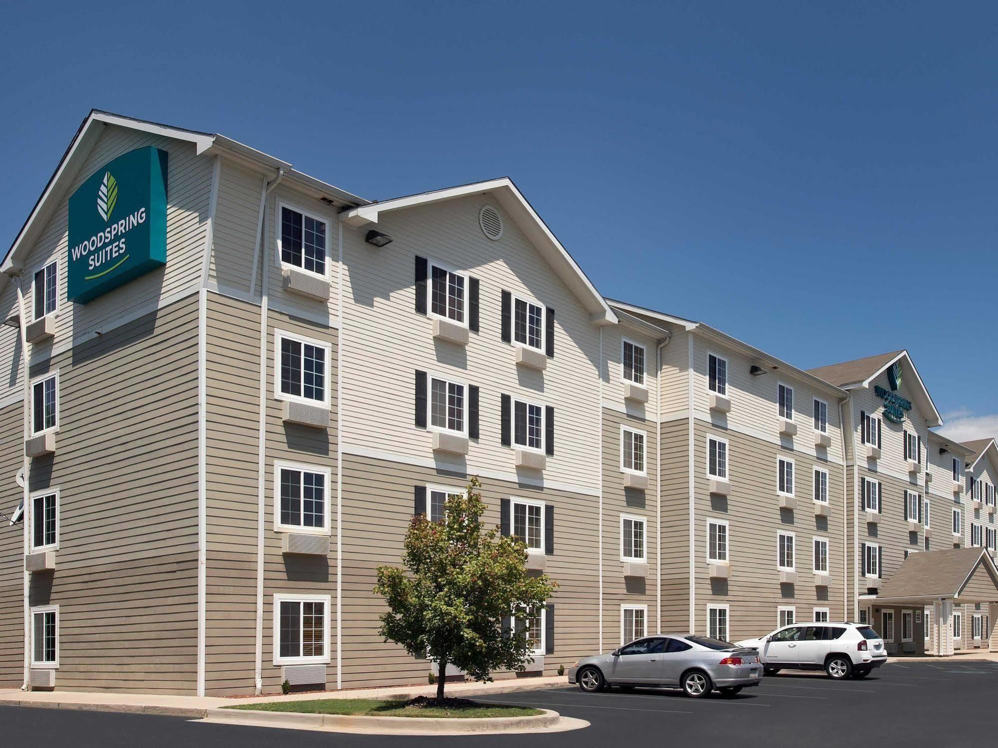 Woodspring Suites Augusta Riverwatch Bagian luar foto